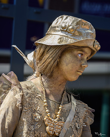 living_statues_nikon_TH_1233
