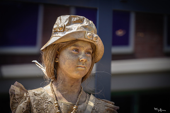 living_statues_nikon_TH_1235